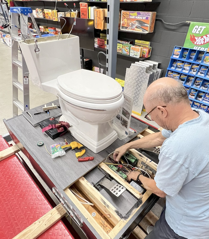 Adding reverse to Loo-cy